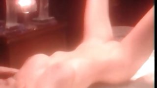 Maia，吸吮公雞的性感黑髮專家