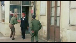 在按摩浴缸裡亂倫